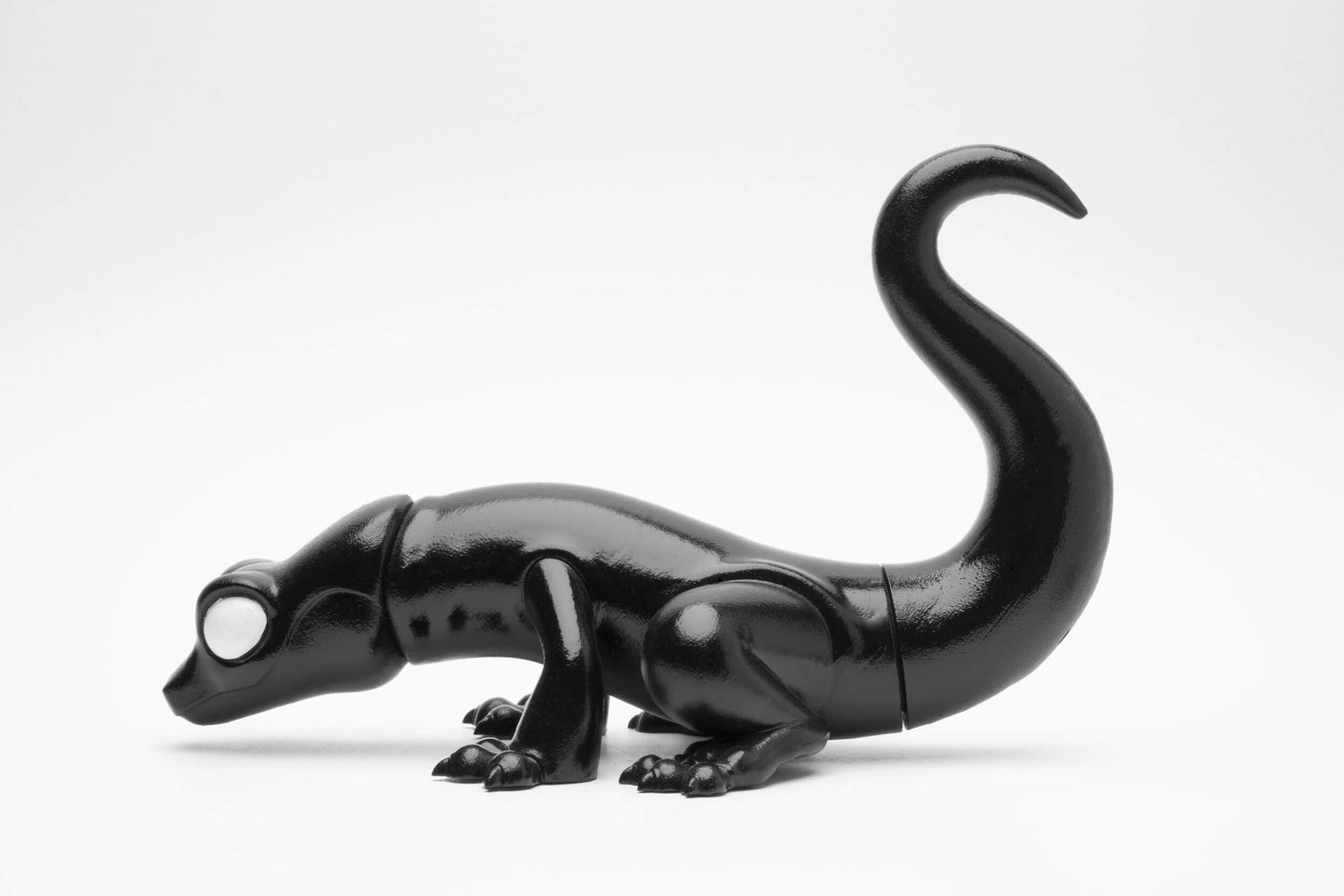 The Lizard Toy - Black