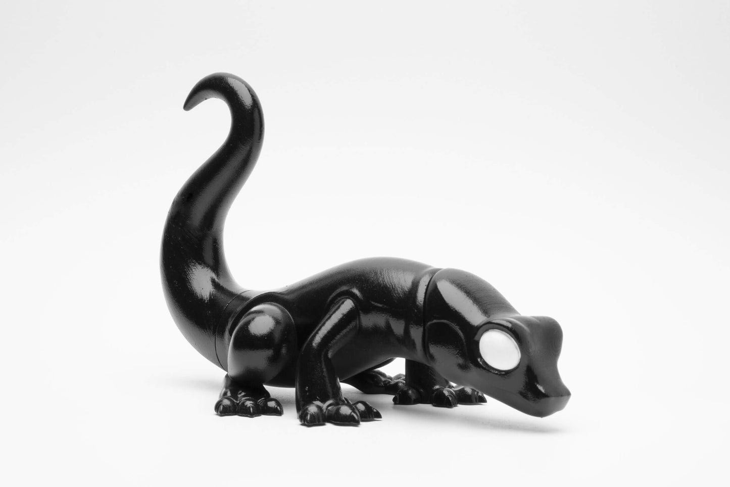 The Lizard Toy - Black